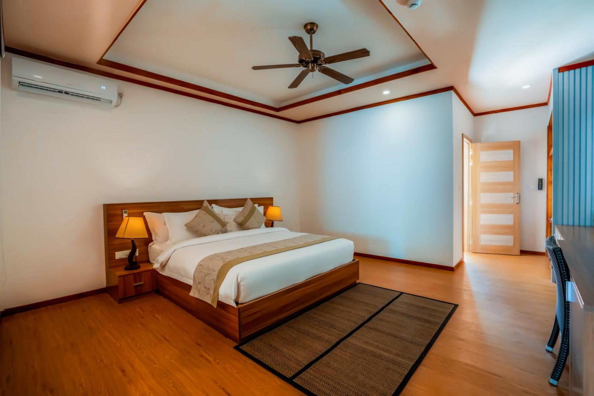 Brennia Kottefaru Maldives Hotel Exterior photo