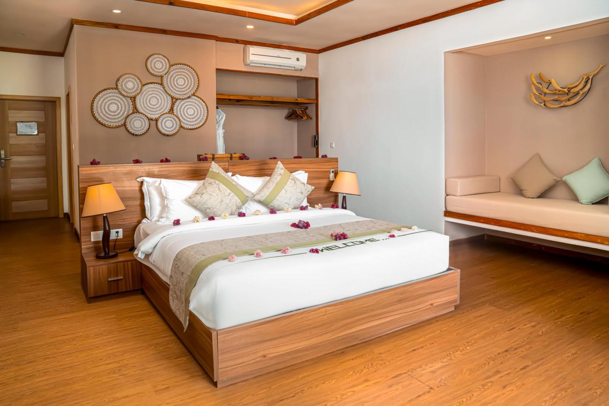 Brennia Kottefaru Maldives Hotel Exterior photo